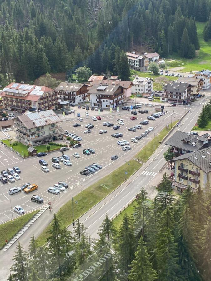 Casa Doleda Lägenhet Alba di Canazei Exteriör bild